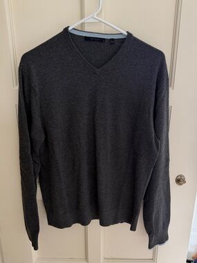 Greyson V-Neck Sweater Charcoal Grey Merino Wool Blend Men's L